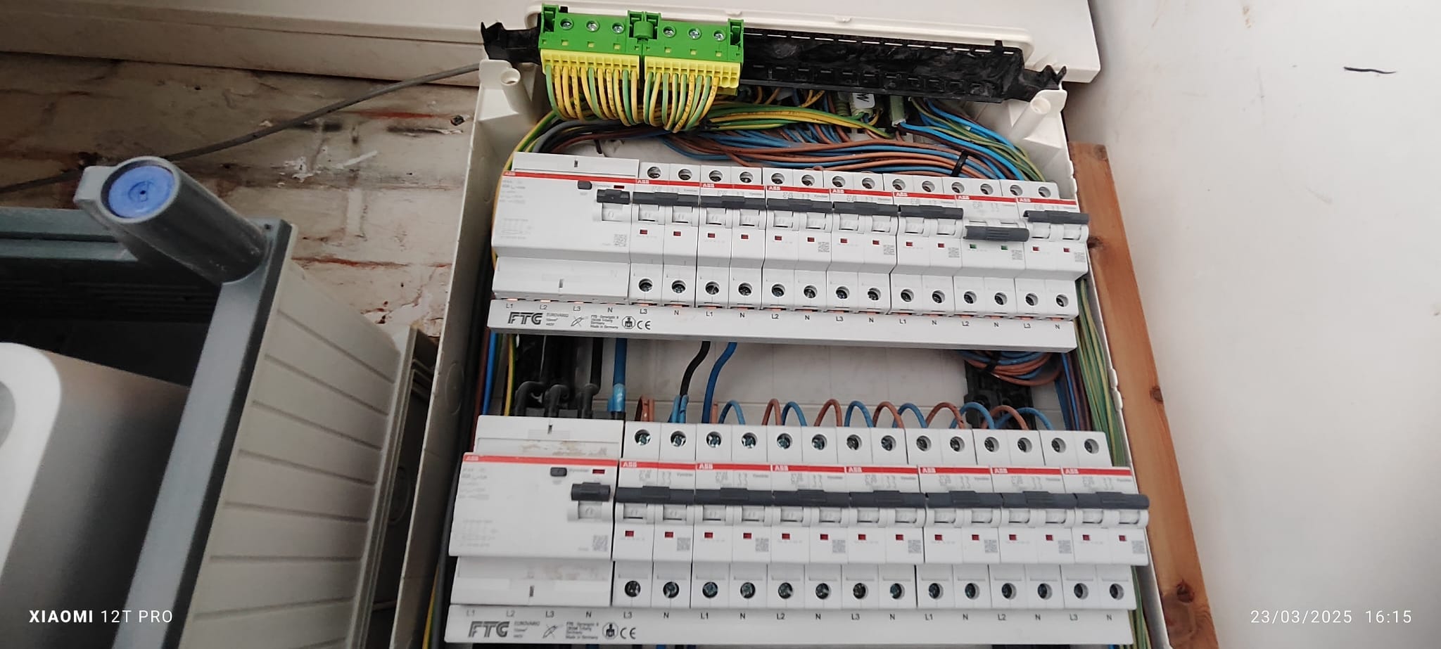 Professionele elektrische installaties door MyRenotech &ndash; veilige en effici&euml;nte oplossingen.